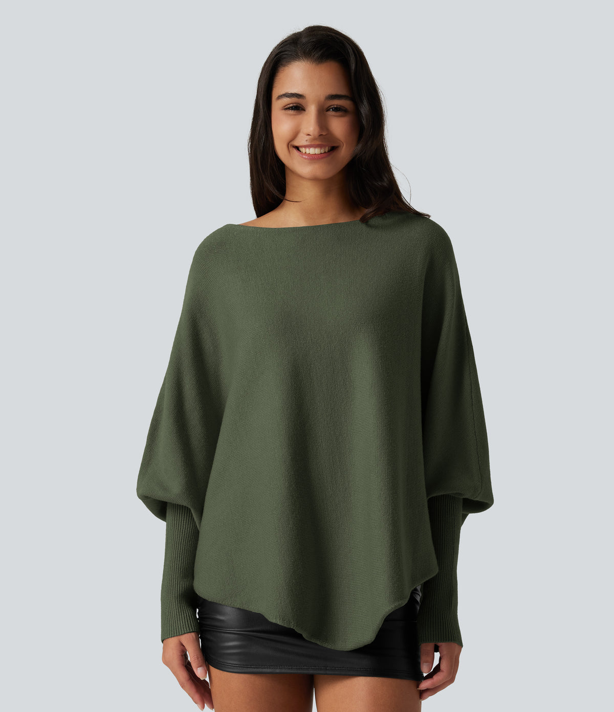 Jersey oversize con mangas murciélago y bajo asimétrico - Verde oliva