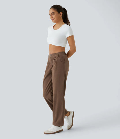 Pantalón de pana de tiro medio con bolsillos