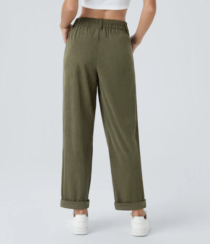 Pantalón de pana de tiro medio con bolsillos